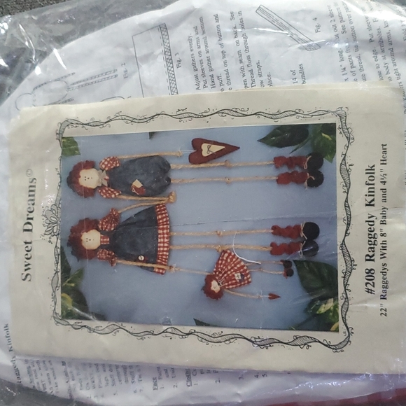 1990s Kinfolk #208 Raggedy Sweet Dreams Craft Kit - Picture 1 of 3